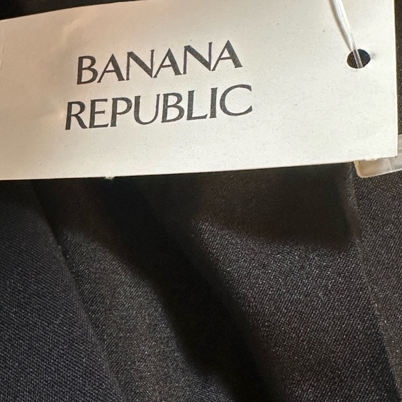 BANANA REPUBLIC - NWT Black Blazer. Size 6 - Picture 7 of 10